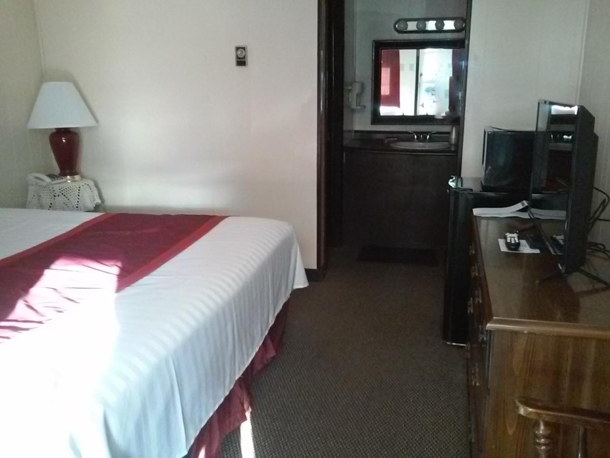 Holiday House Motel Hillsdale Zewnętrze zdjęcie